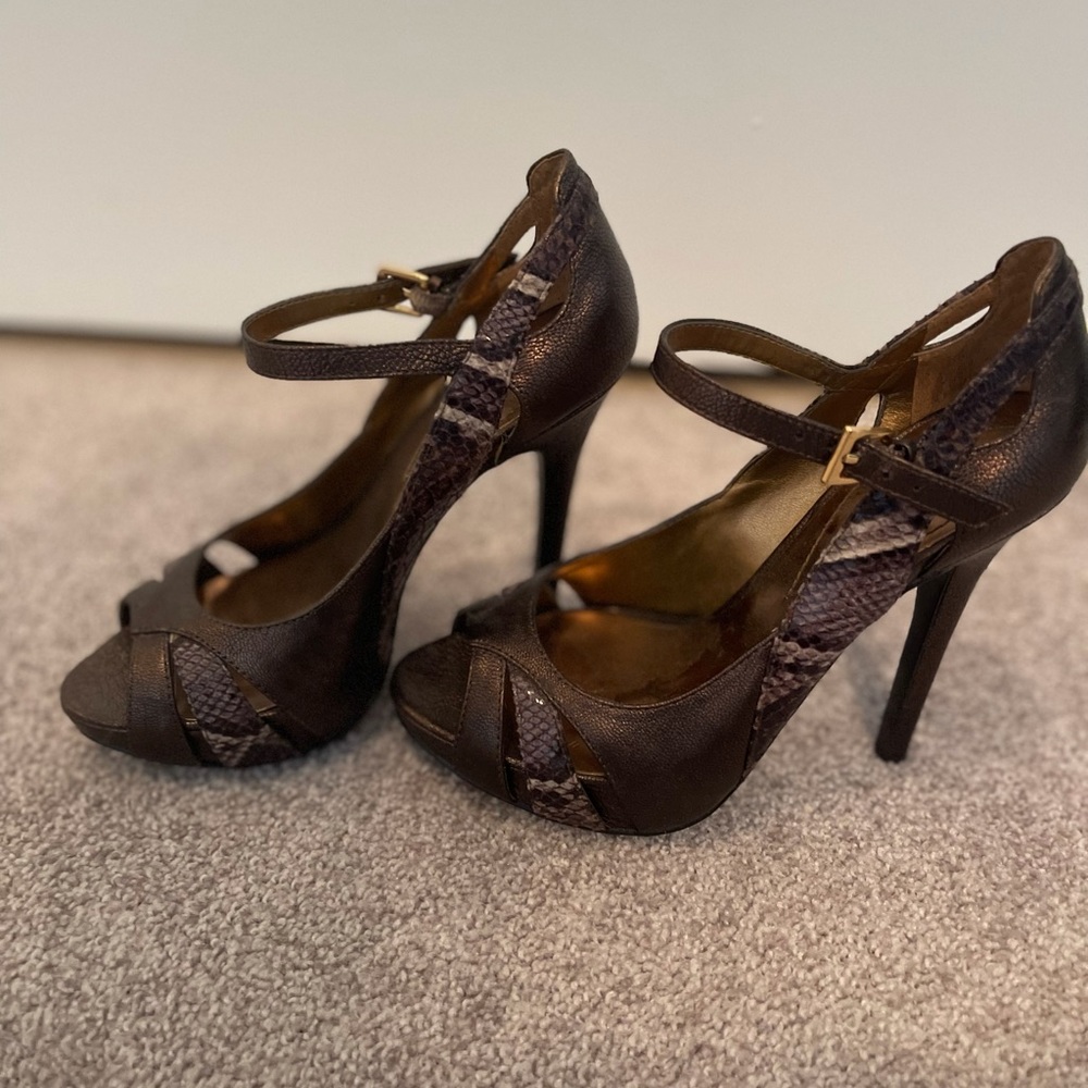 Guess heels